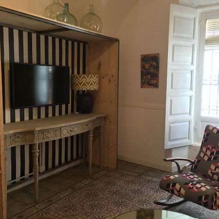 Apartamentos Tukasa Vintage Caces Extérieur photo
