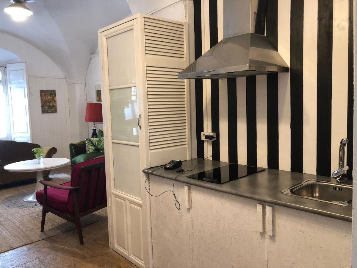 Apartamentos Tukasa Vintage Caces Extérieur photo