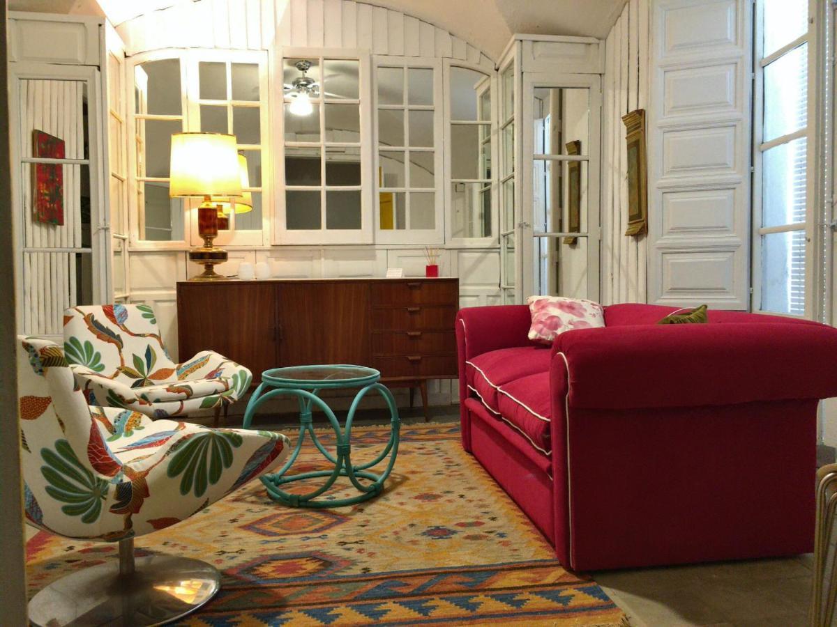 Apartamentos Tukasa Vintage Caces Extérieur photo